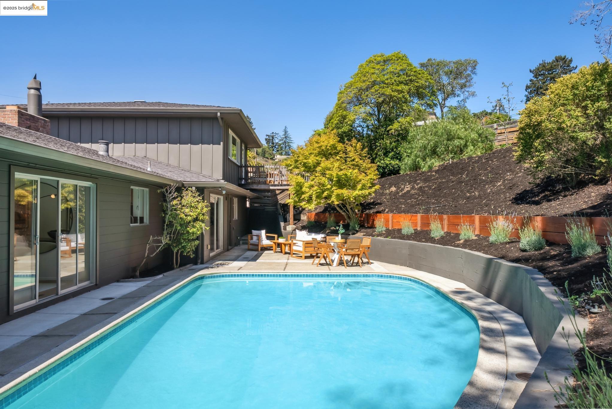 1230 Brewster Dr.