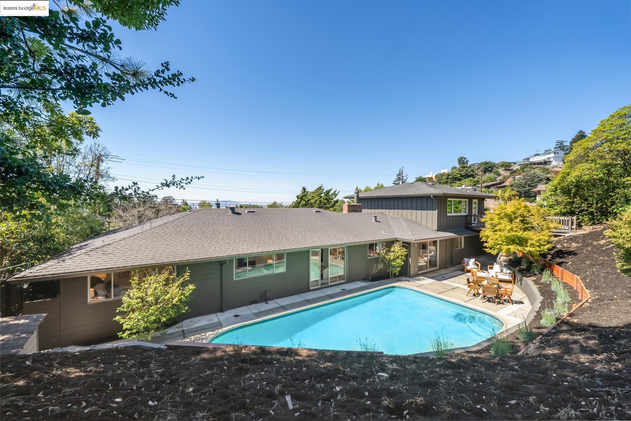 1230 Brewster Dr.