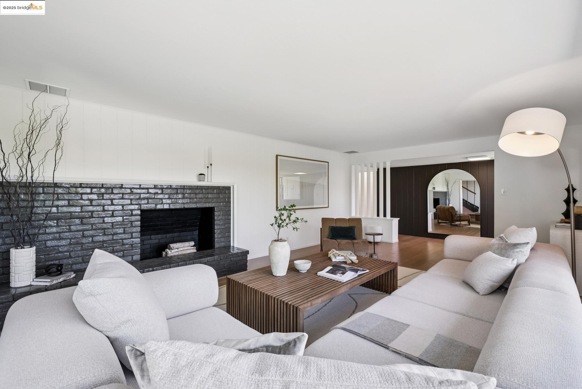 1230 Brewster Dr.