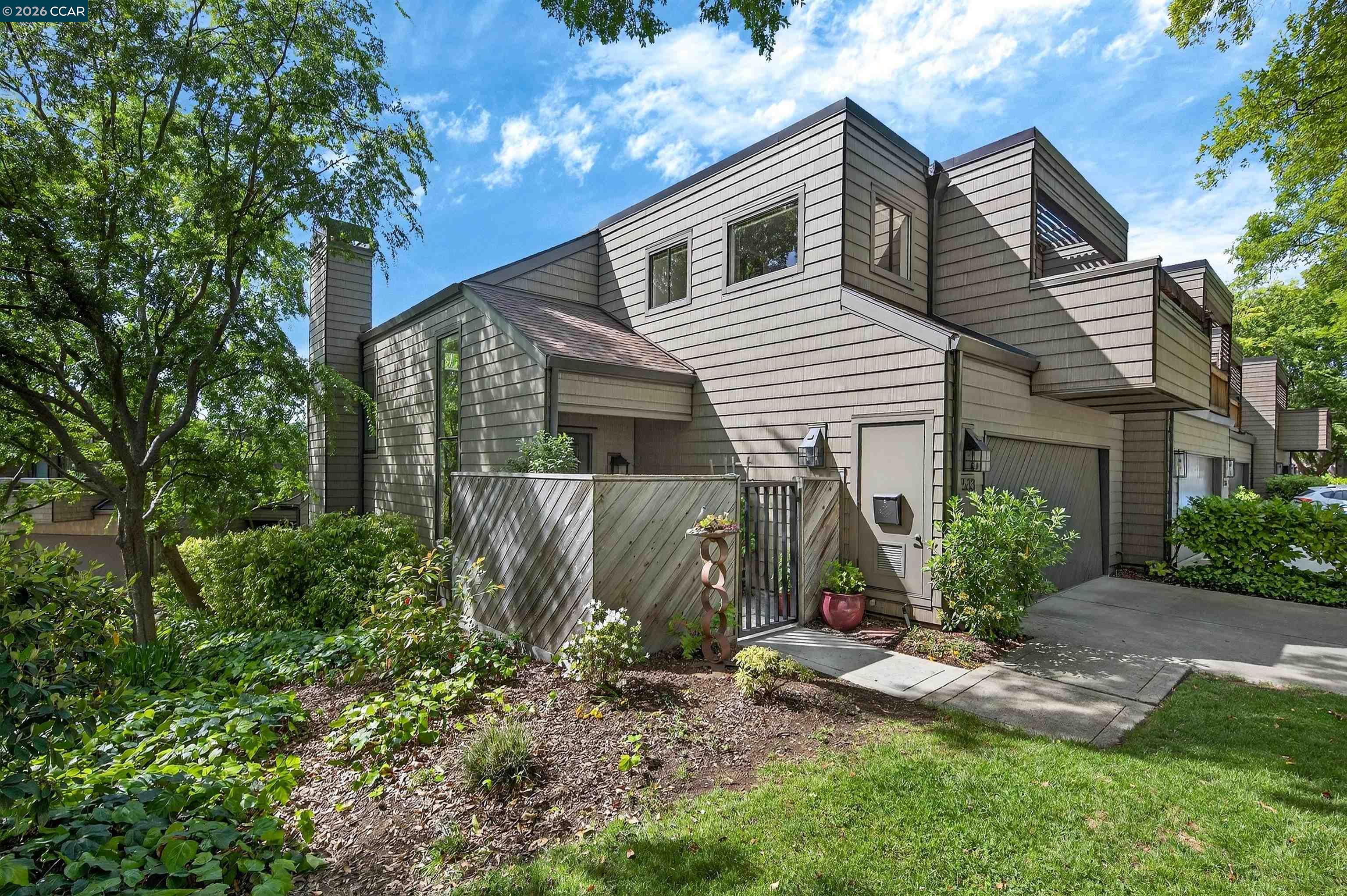 533 Monarch Ridge Dr