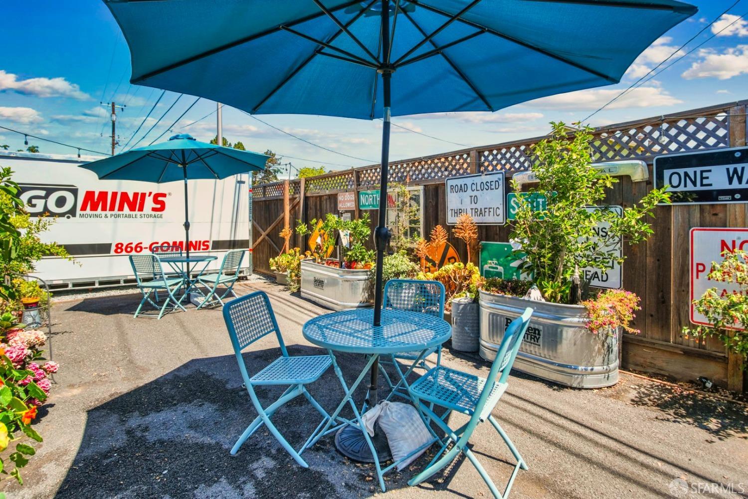 10 Saint Marys Court