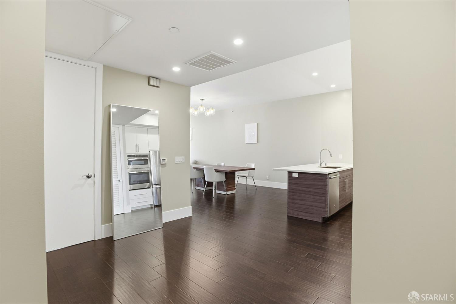 600 El Camino Real Road 302