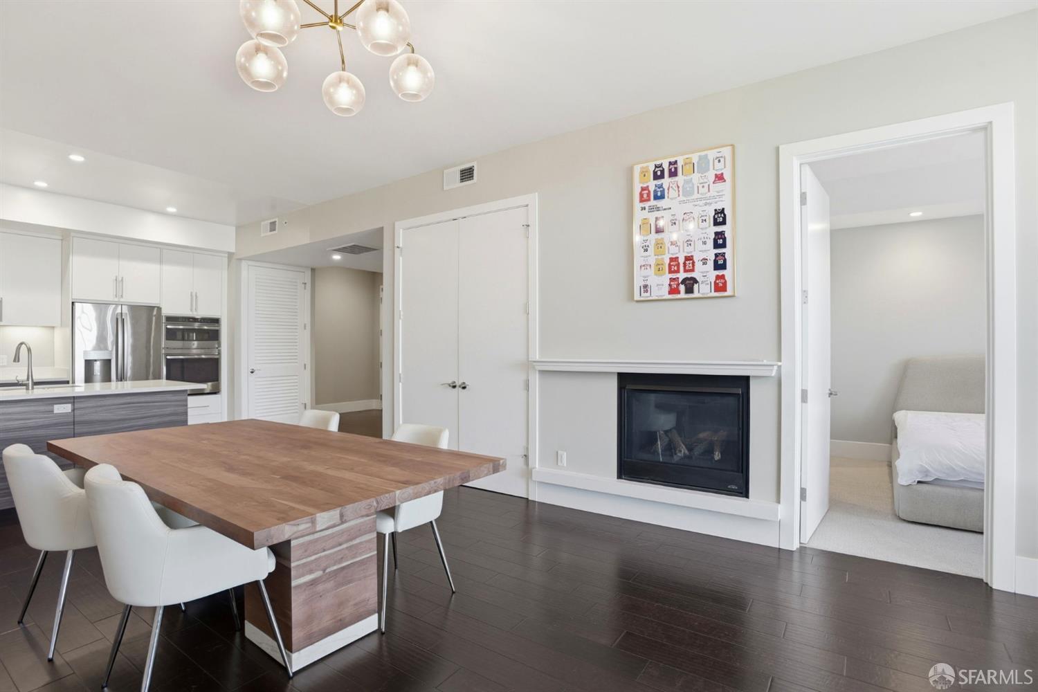 600 El Camino Real Road 302