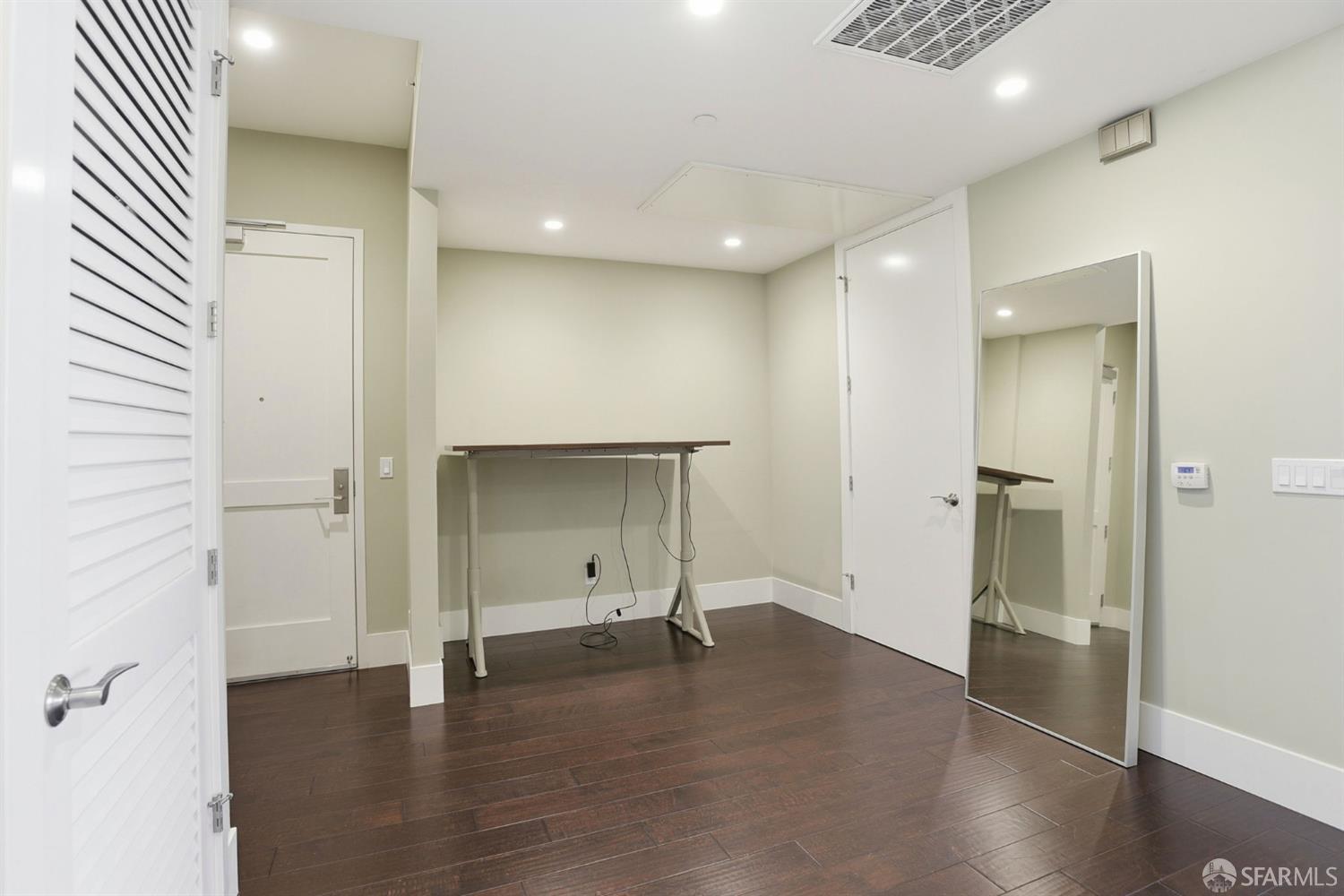 600 El Camino Real Road 302