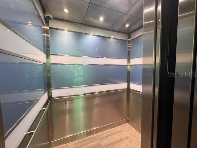 090 OCEAN DRIVE #090