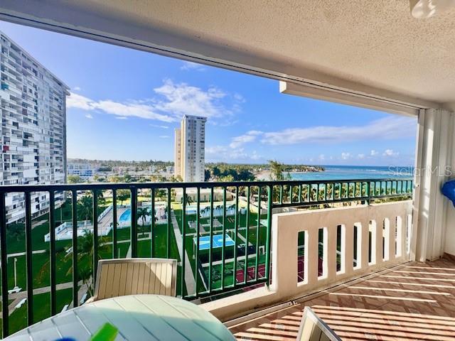 090 OCEAN DRIVE #090