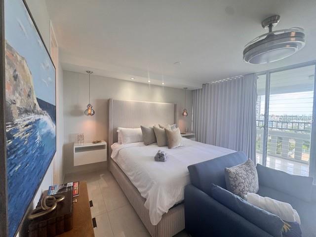 Ocean Drive 100 #806