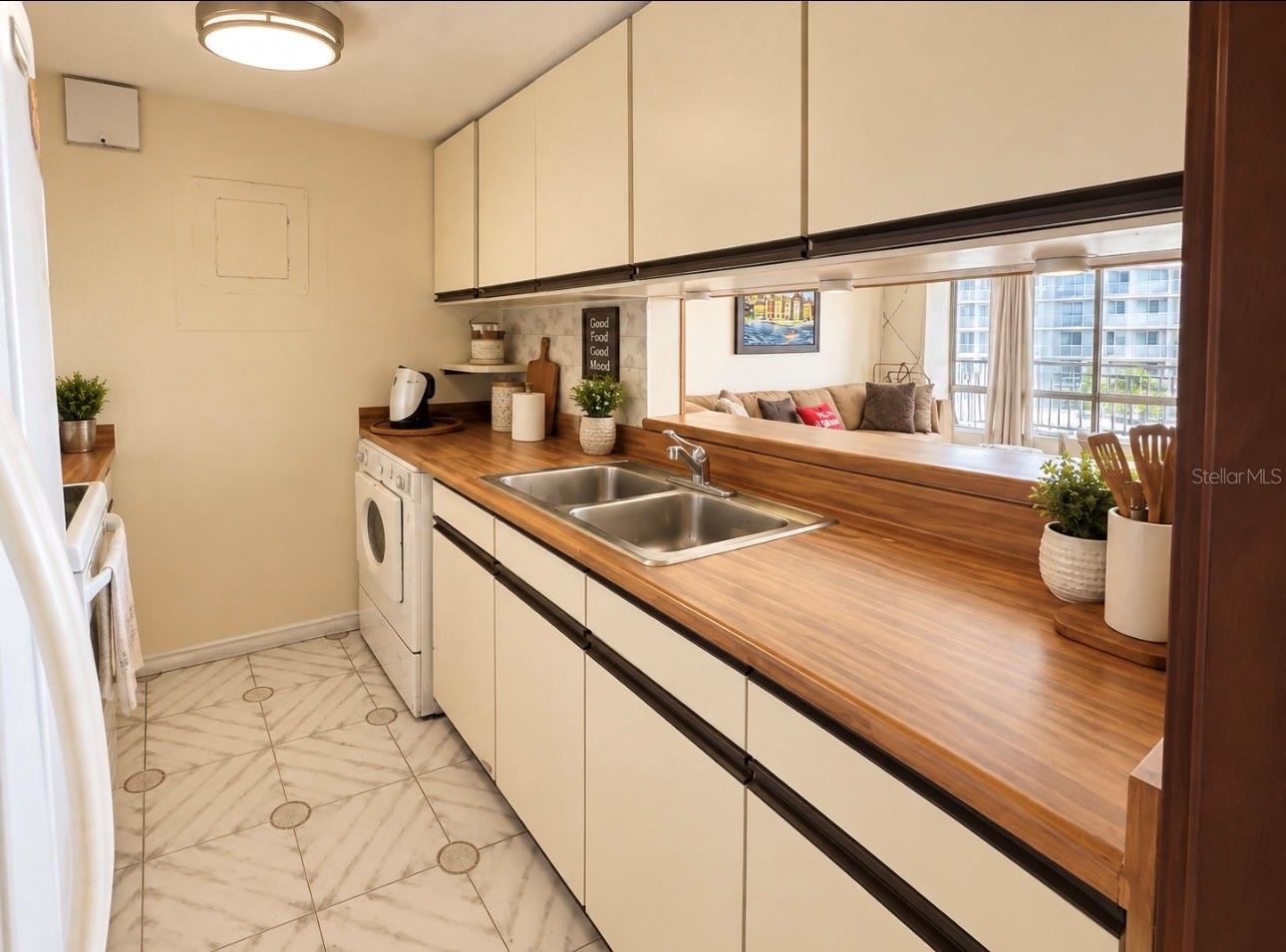 8188 Coral Beach AVE ISLA VERDE