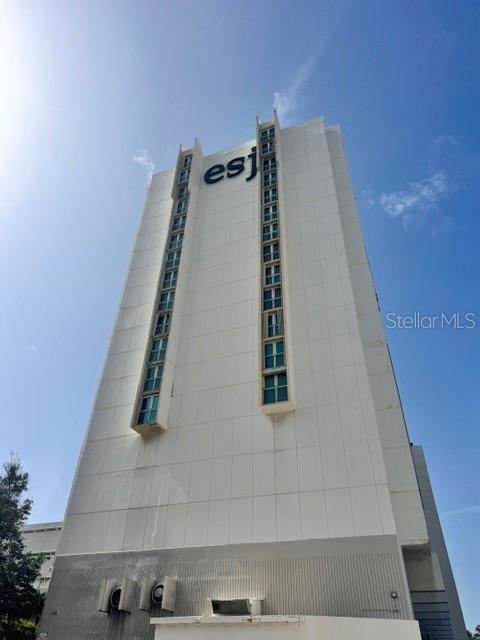 ESJ Tower 176