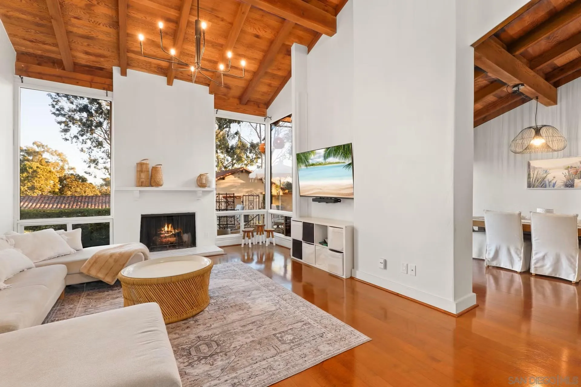 16936 Via De Santa Fe