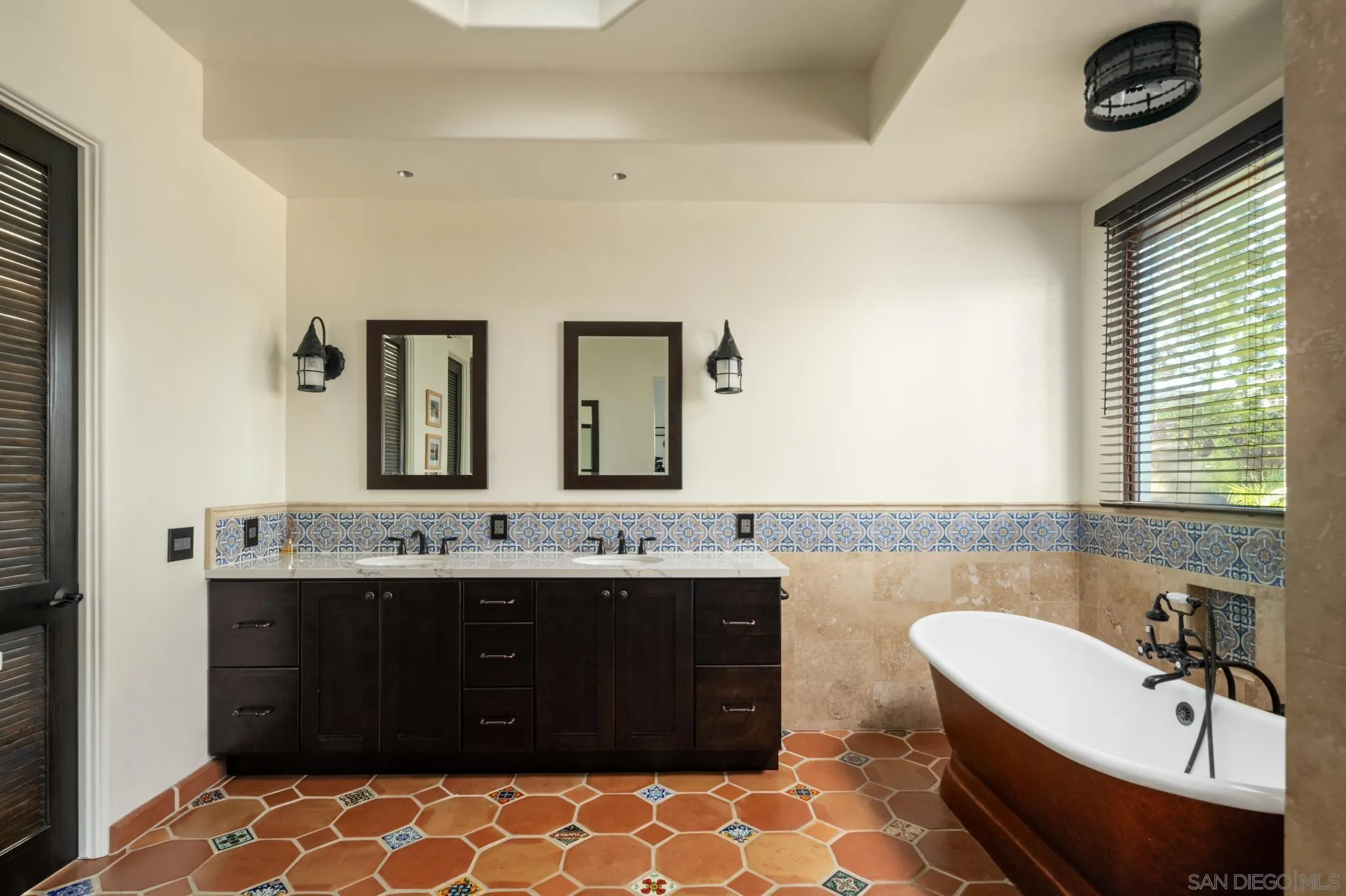 3028 Paseo Cielo