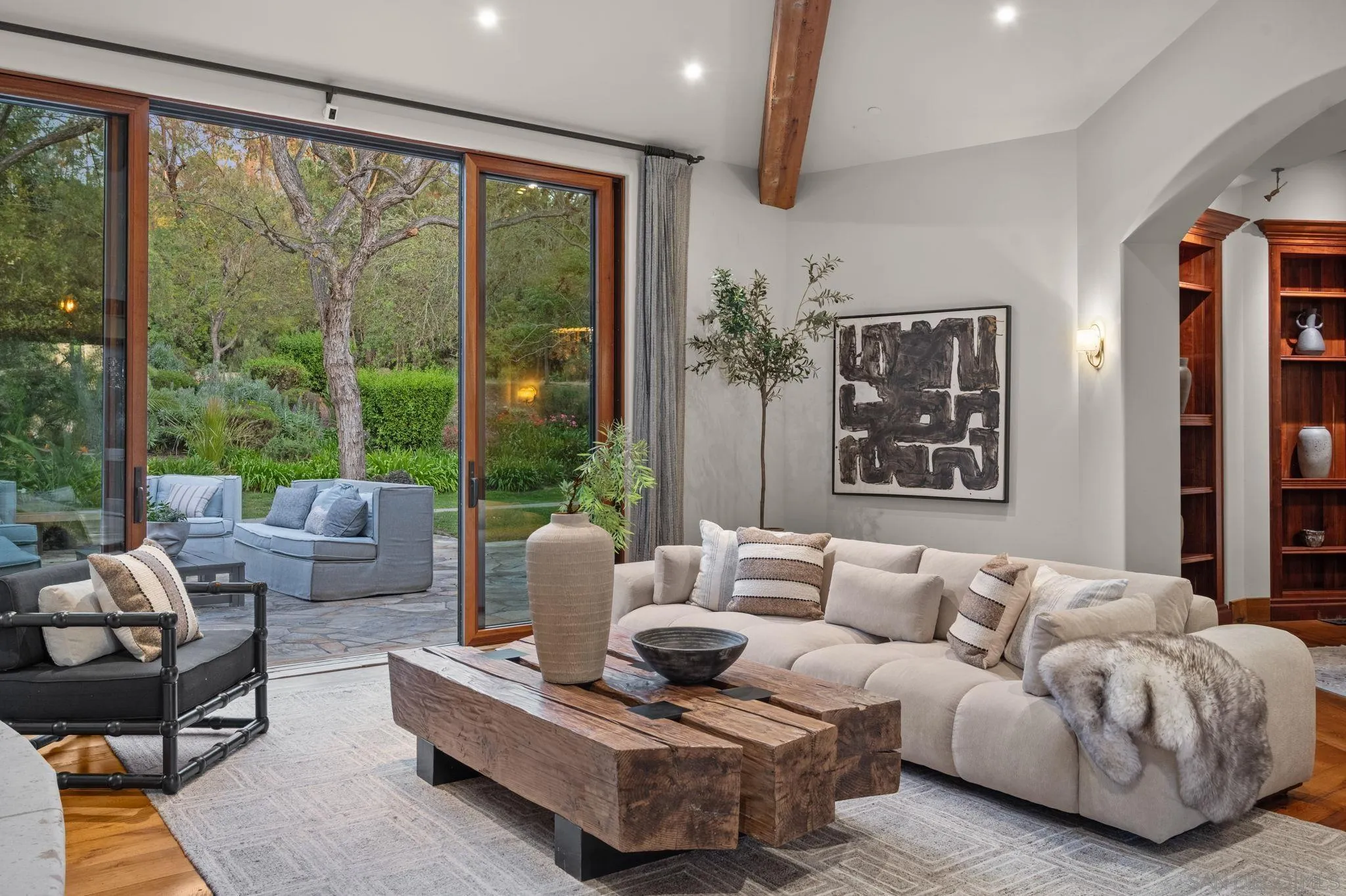 4505 La Noria