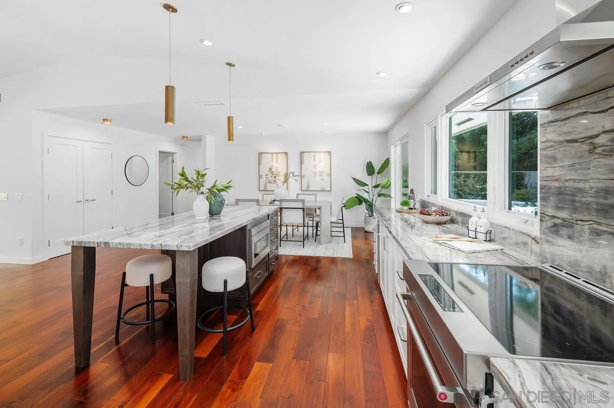 16902 Via De Santa Fe #4