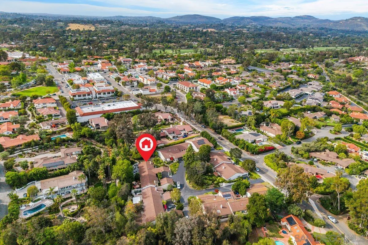 16902 Via De Santa Fe #4