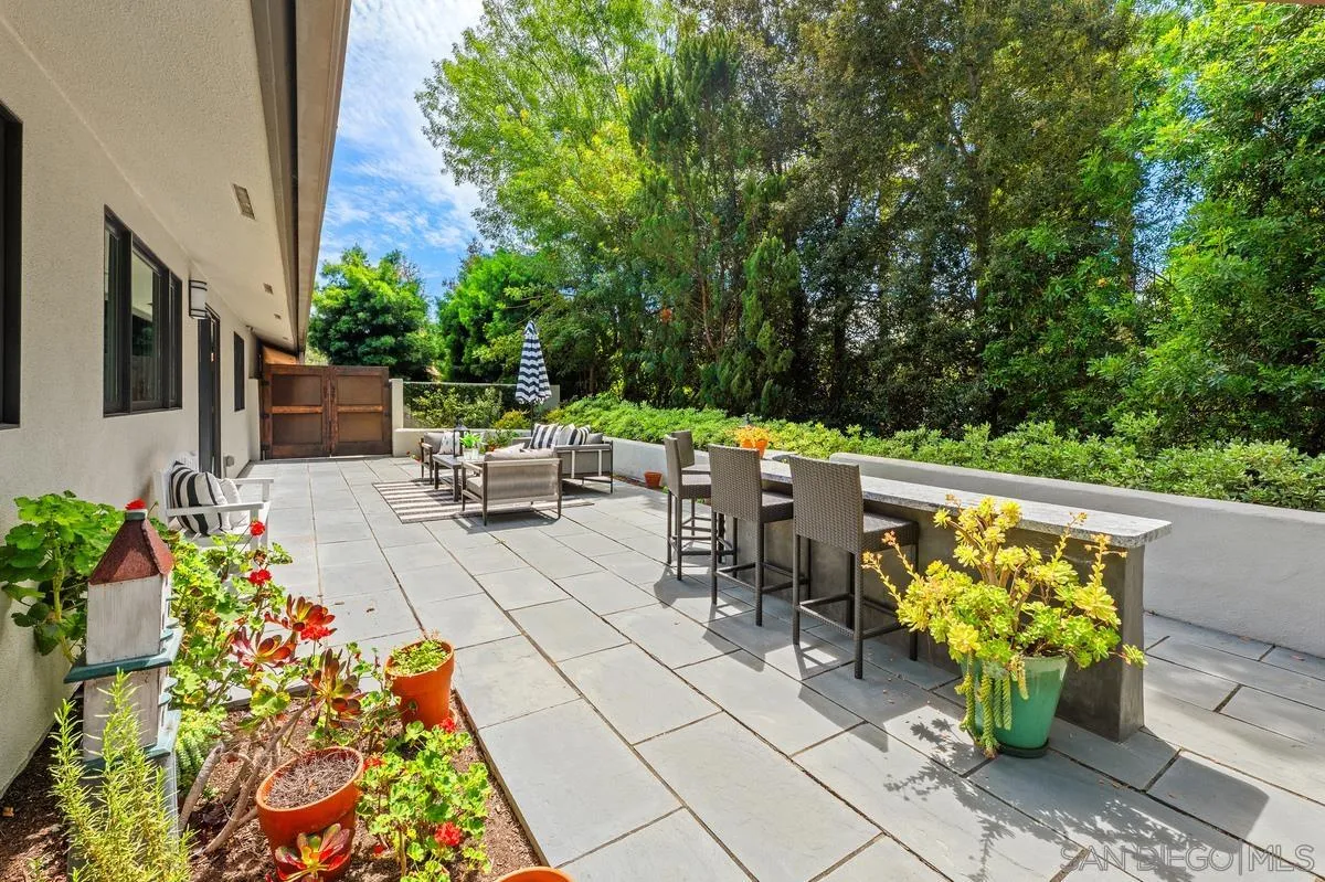 16902 Via De Santa Fe #4