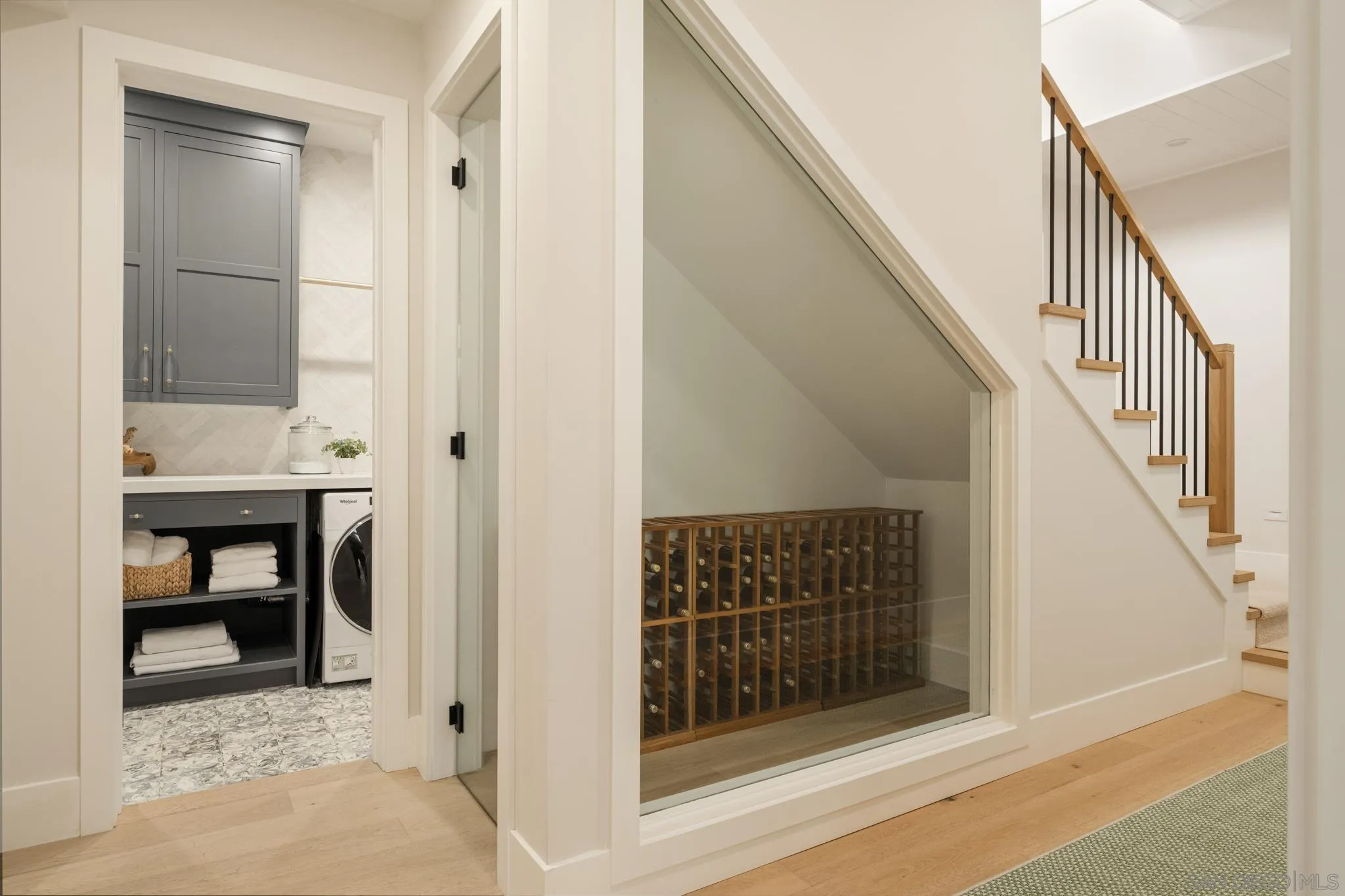 1023 Stratford Ct