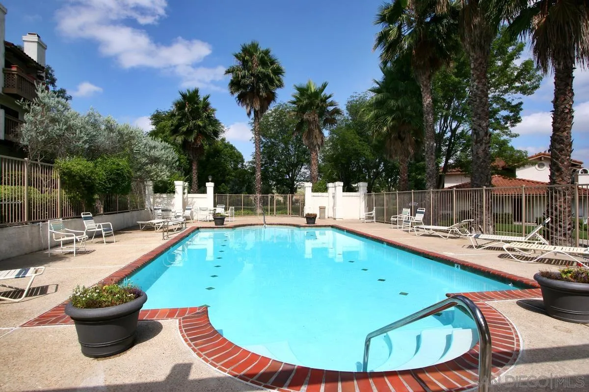 11896 Paseo Lucido Unit 121