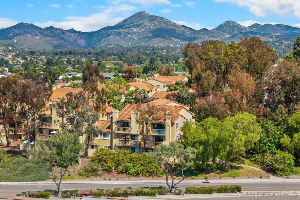 11896 Paseo Lucido Unit 121