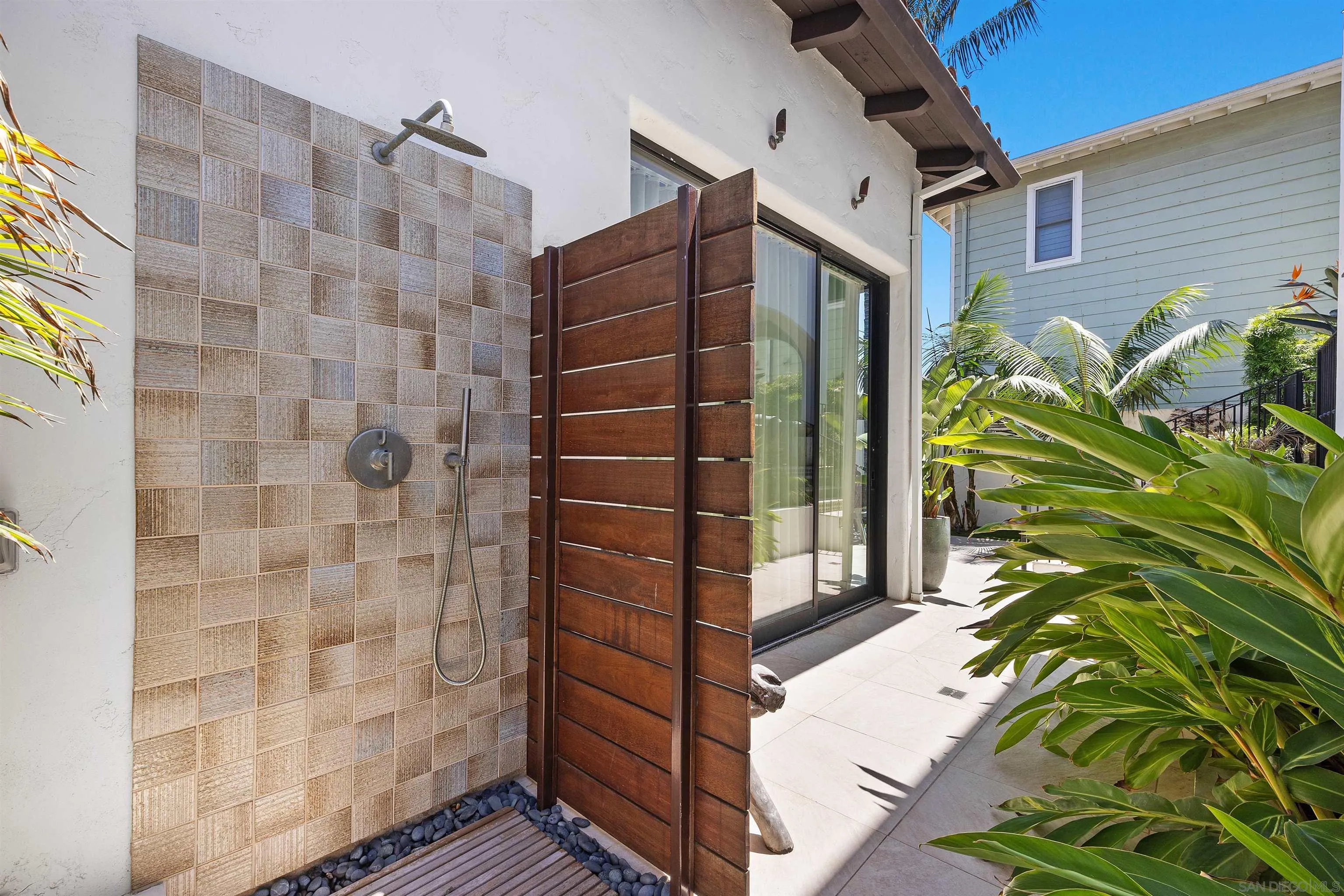227 Neptune Ave