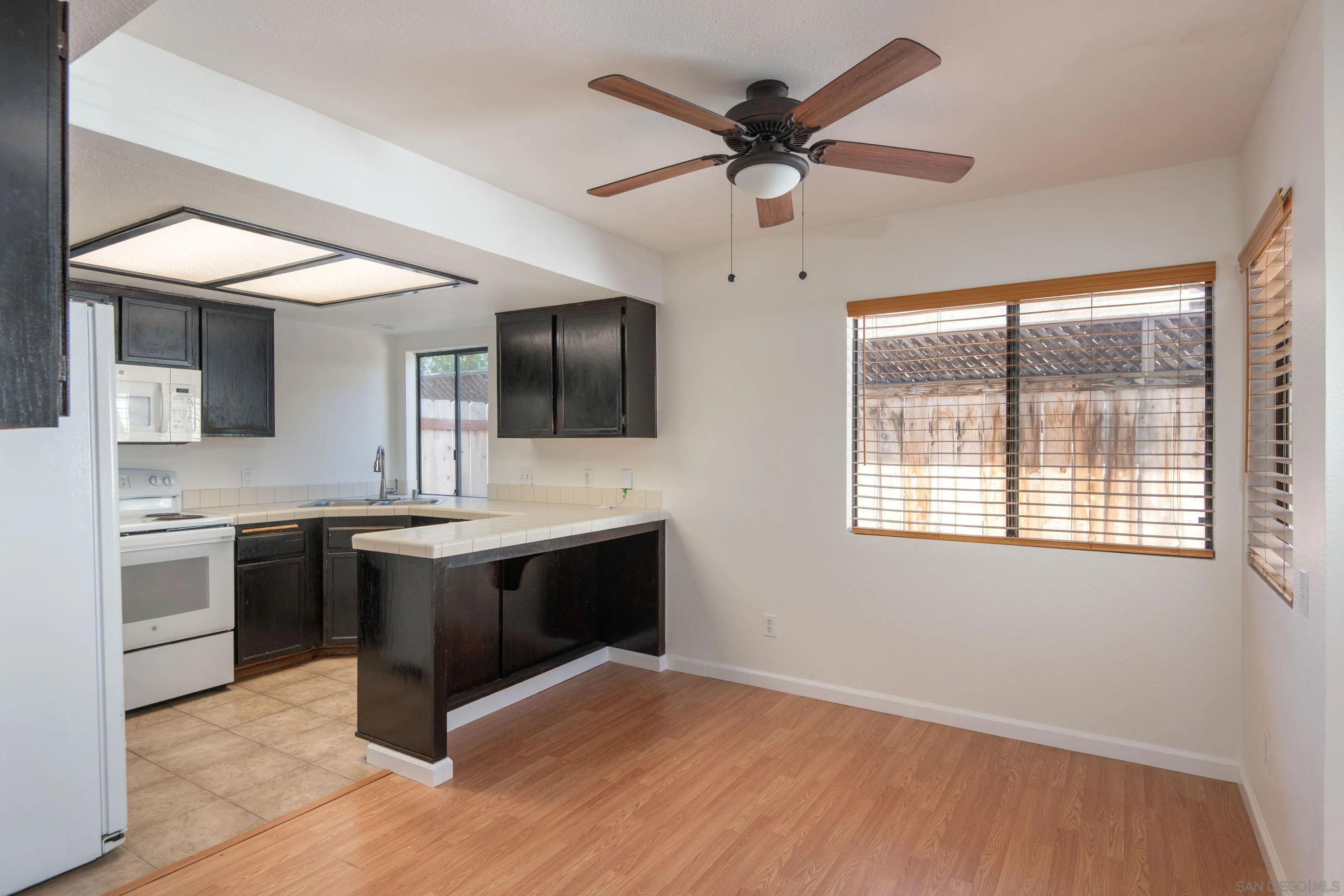 1819 Hornblend St #1