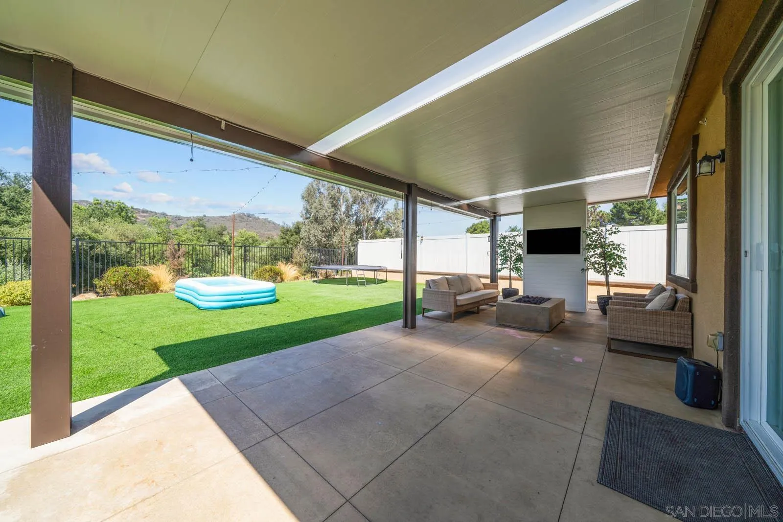 28315 Farm Creek Way