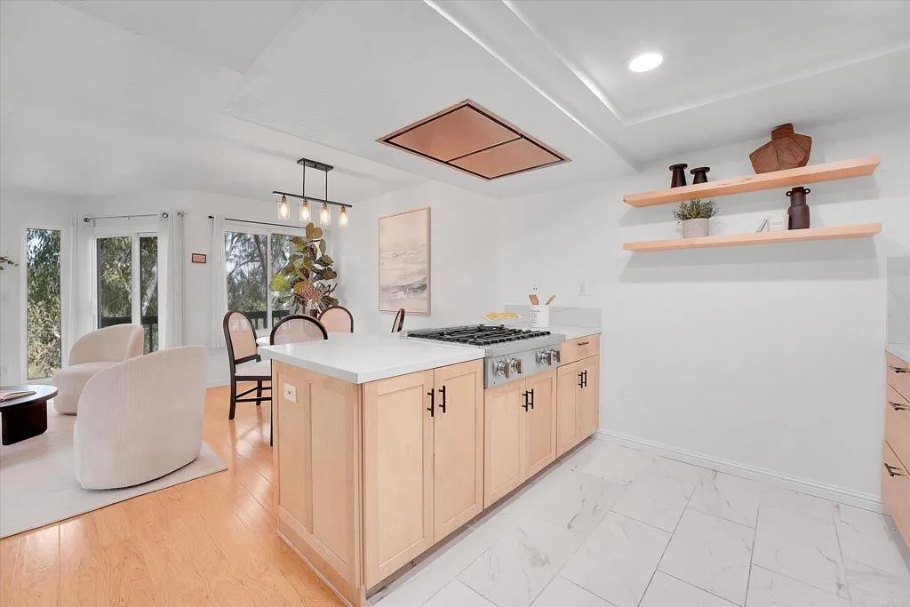 7077 Camino Pacheco