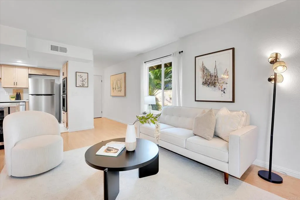 7077 Camino Pacheco