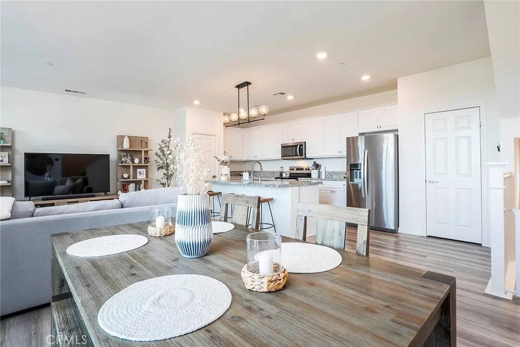 371 Fitzpatrick Rd Unit 102