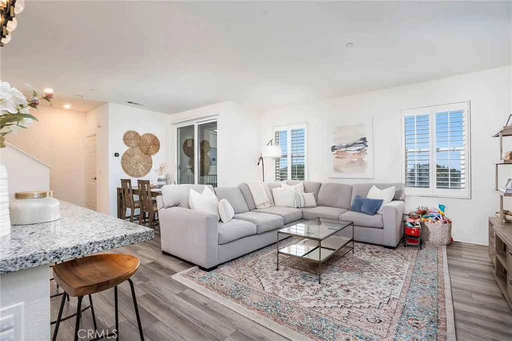 371 Fitzpatrick Rd Unit 102