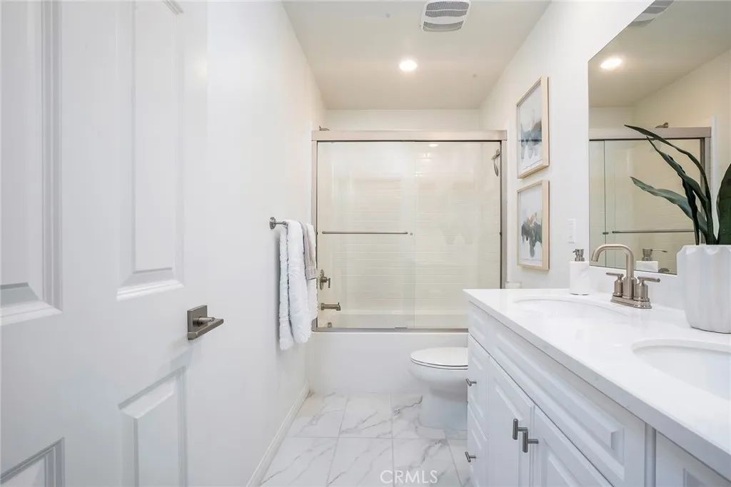 371 Fitzpatrick Rd Unit 102