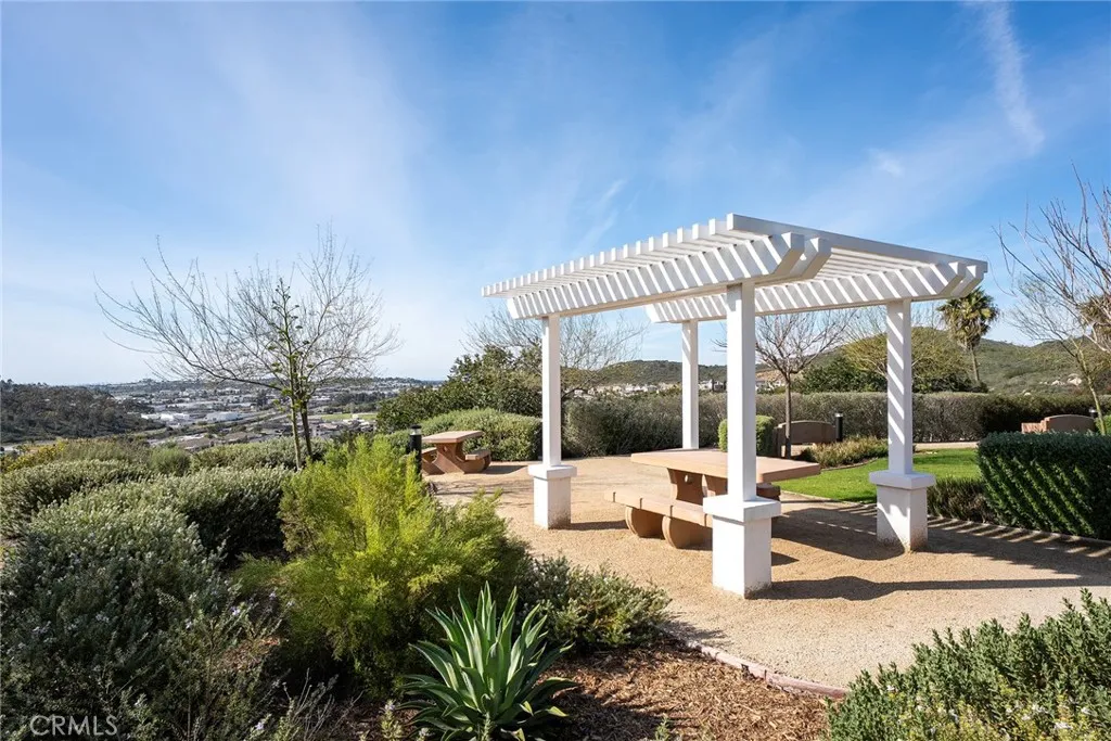 371 Fitzpatrick Rd Unit 102