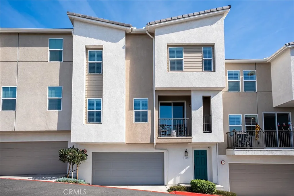 371 Fitzpatrick Rd Unit 102