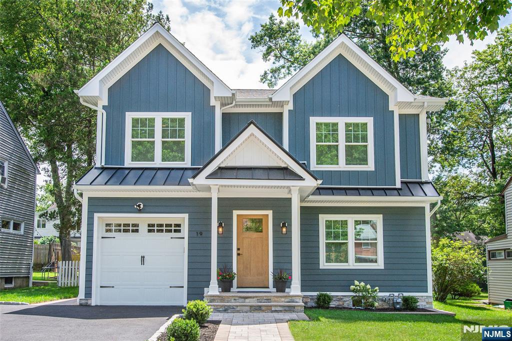 19 Brentwood Drive