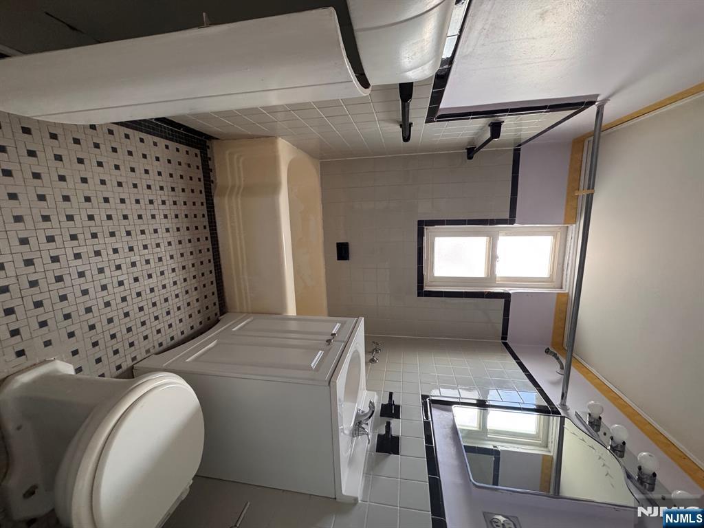 5 Roosevelt Place 4A