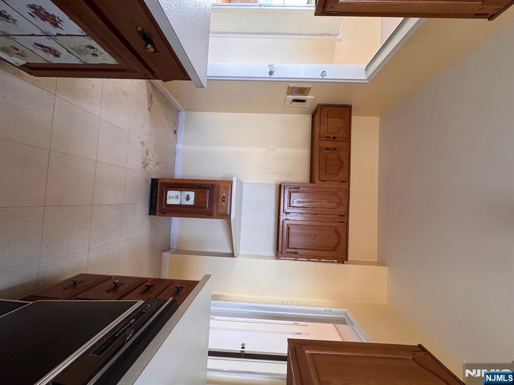 5 Roosevelt Place 4A