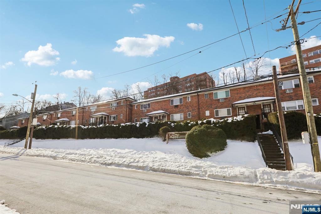 35 Espy Road