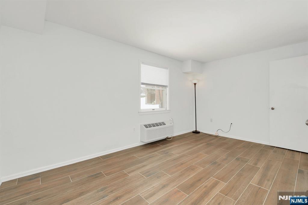 50 Pine Street C211