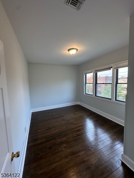 97 Walnut St 3B