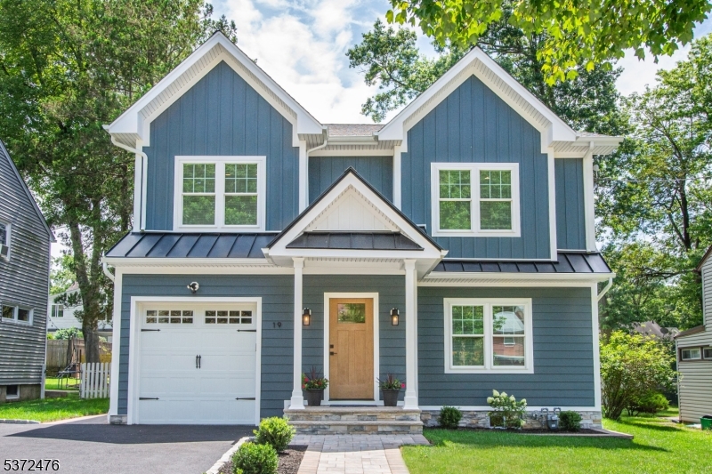19 Brentwood Dr