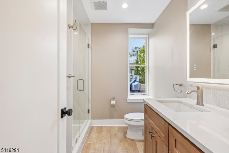 49 Park Ave 1