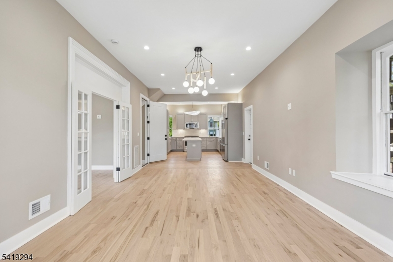 49 Park Ave 1