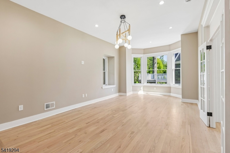 49 Park Ave 1