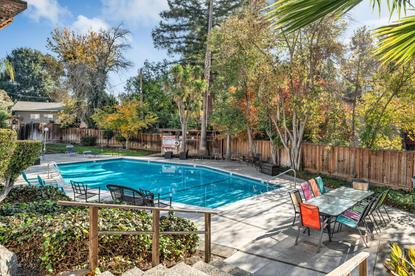 1898 Meridian AVE 31