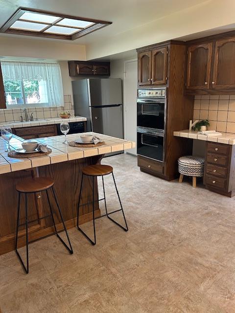 1564 Carmel DR