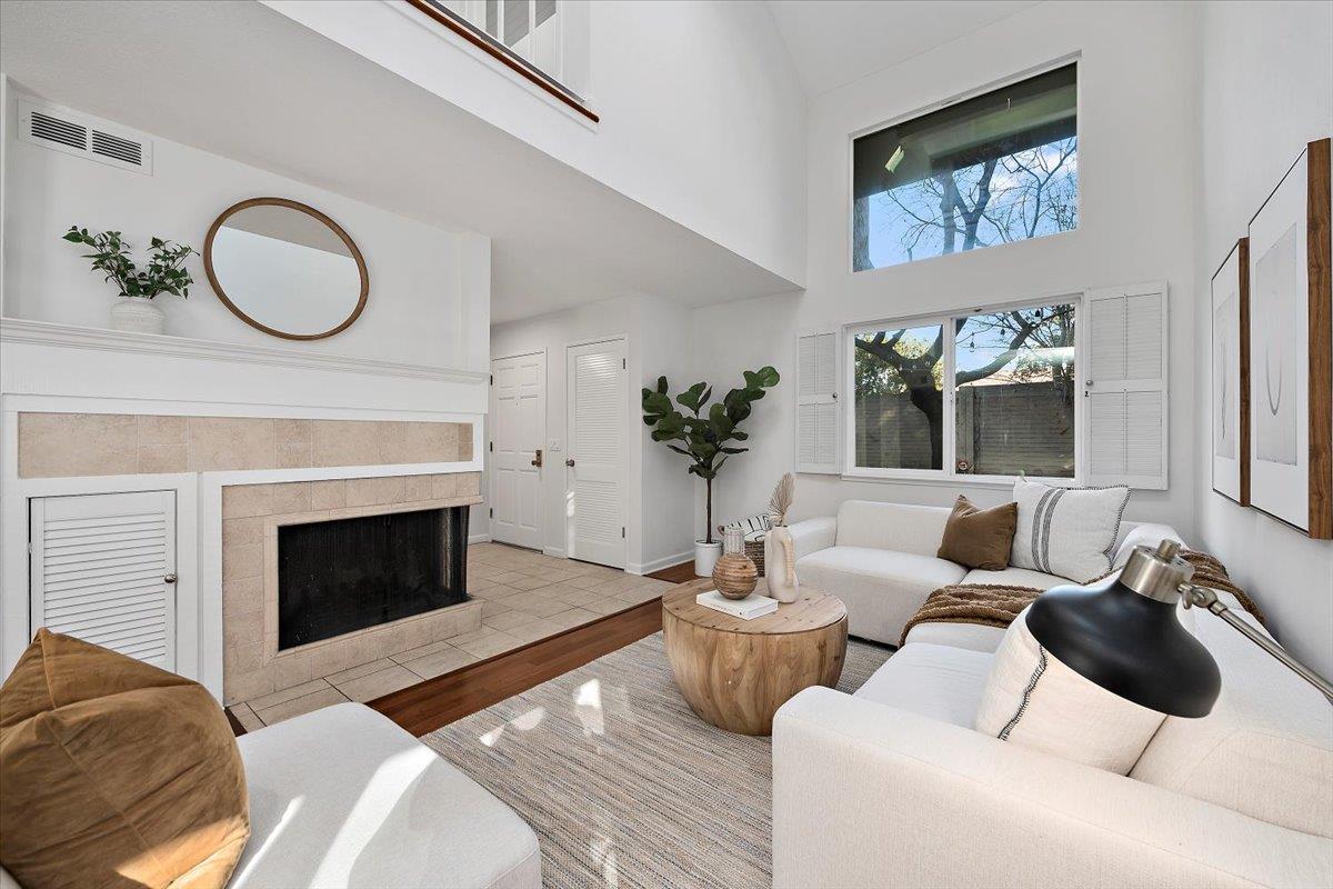1473 Tyler Park WAY