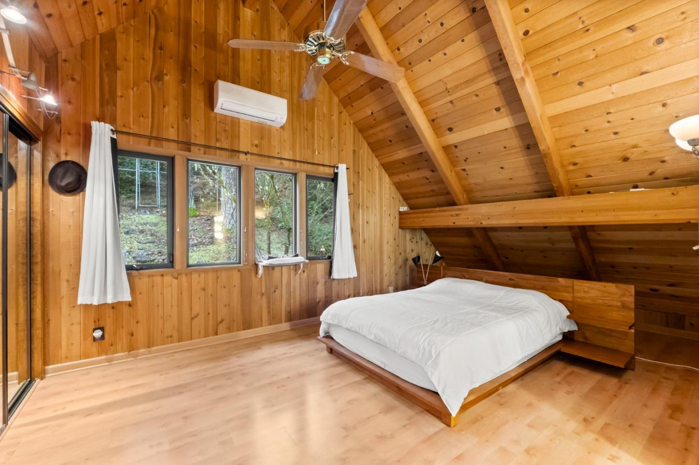 12351 Indian Rock Way