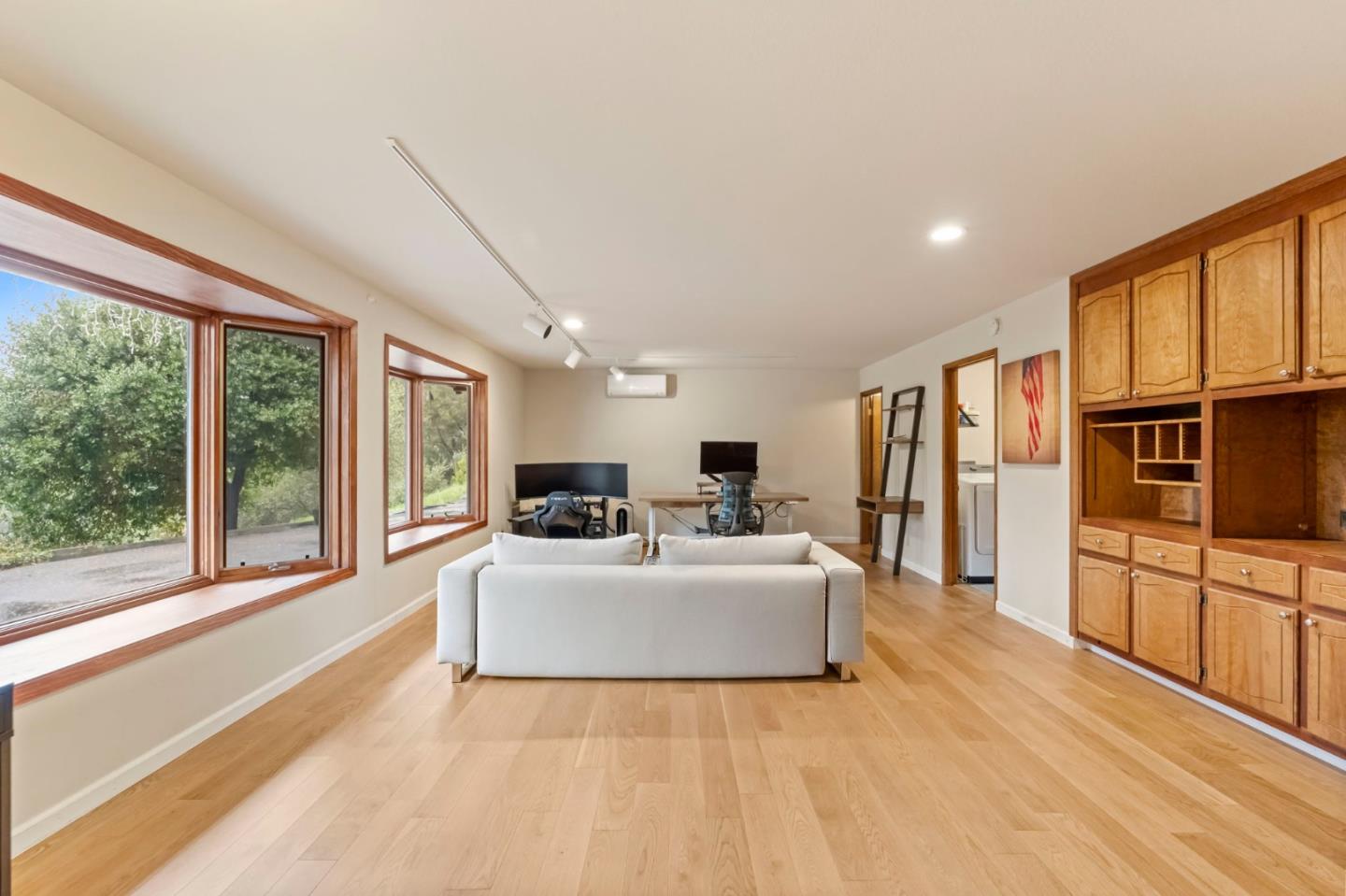 12351 Indian Rock Way