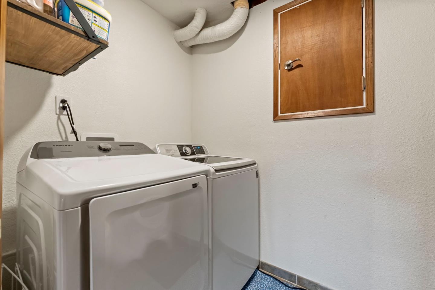 12351 Indian Rock Way