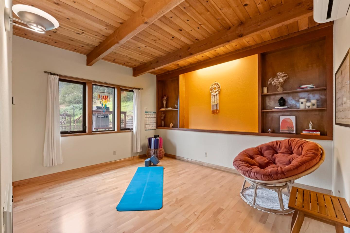 12351 Indian Rock Way