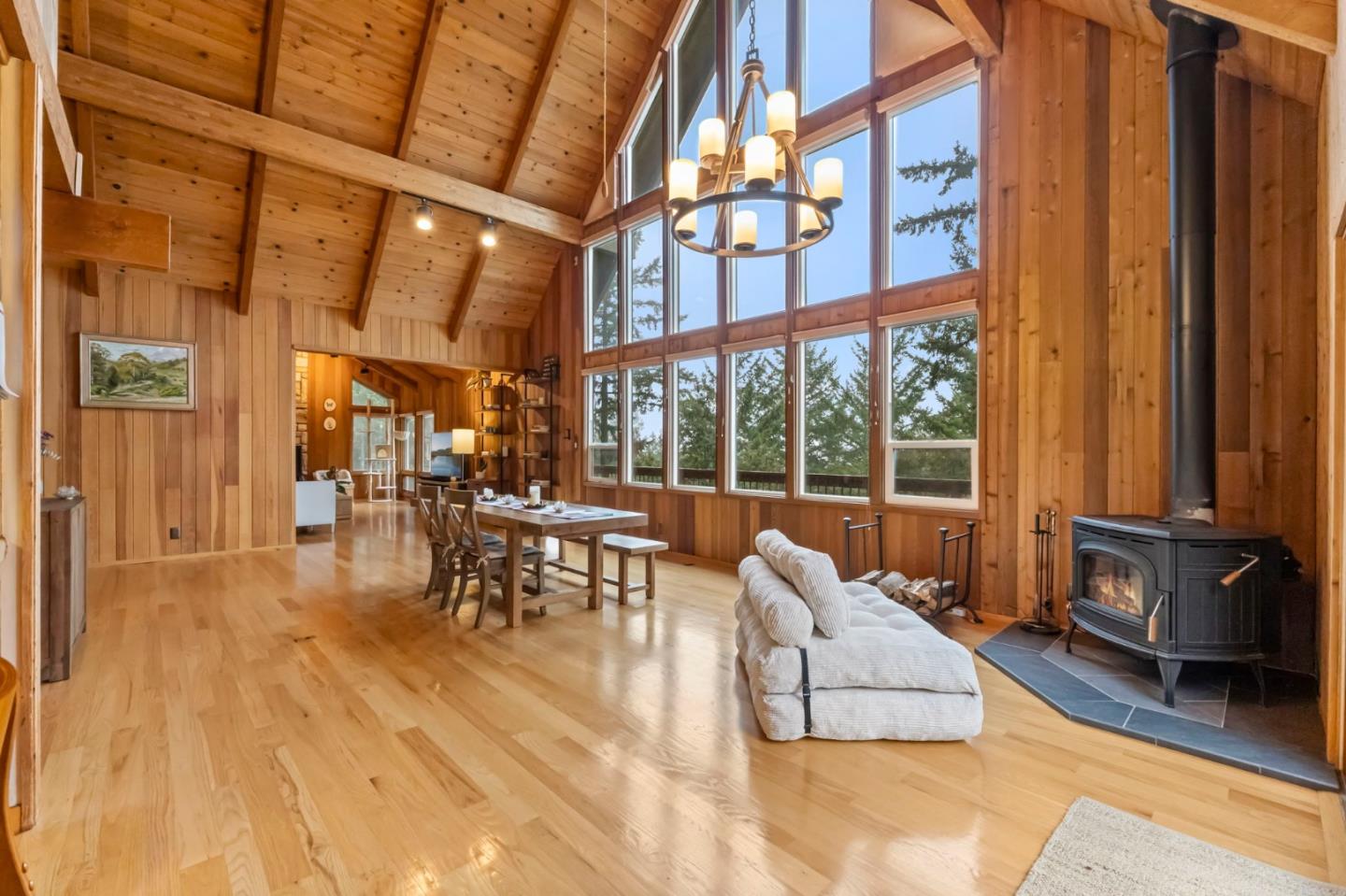 12351 Indian Rock Way